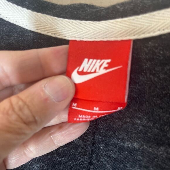 Nike gray vintage Just do it zipup jacket and capri joggers jacket/med, pants/sm - Picture 3 of 16